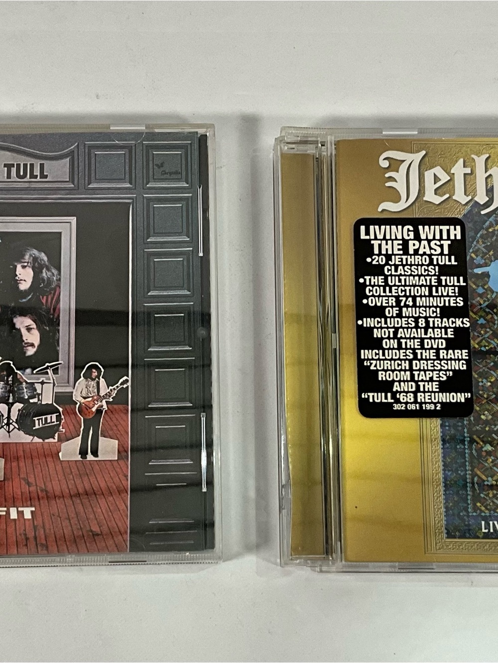 Jethro Tull Cd Lot - Benefit & Living With The Past